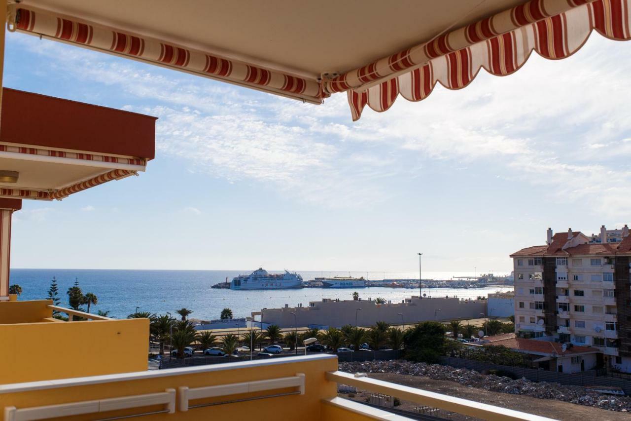 Los Angeles Free Wifi Los Cristianos  Exterior photo